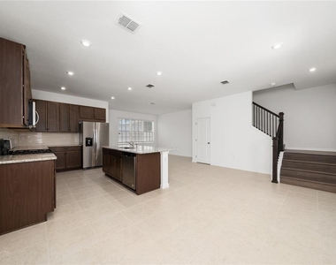 2420 Celebration Boulevard - Photo Thumbnail 7