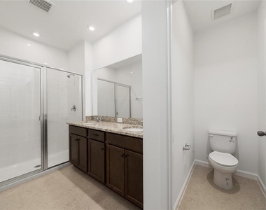 2420 Celebration Boulevard - Photo Thumbnail 15