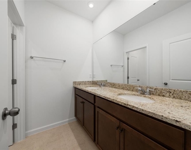 2420 Celebration Boulevard - Photo Thumbnail 21