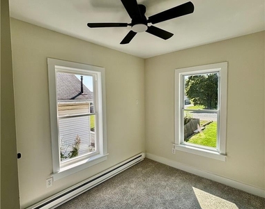 438 Market Street - Photo Thumbnail 14