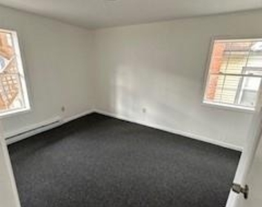 20 Water Street - Photo Thumbnail 3