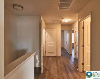 6639 Stein Way - Photo Thumbnail 16