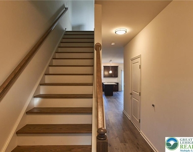 6639 Stein Way - Photo Thumbnail 22