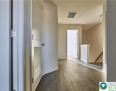 6639 Stein Way - Photo Thumbnail 29