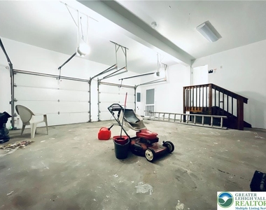 1226 Country Place Drive - Photo Thumbnail 38