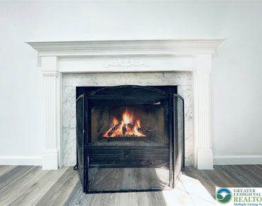 1226 Country Place Drive - Photo Thumbnail 16