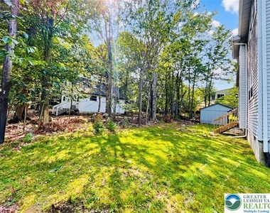 1226 Country Place Drive - Photo Thumbnail 3