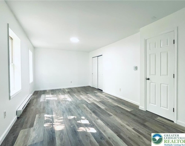 1226 Country Place Drive - Photo Thumbnail 29