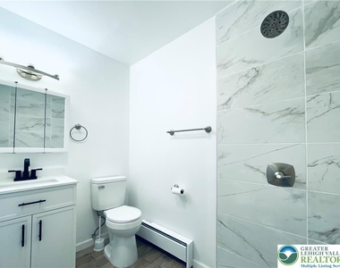 1226 Country Place Drive - Photo Thumbnail 22