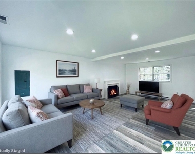 1226 Country Place Drive - Photo Thumbnail 6