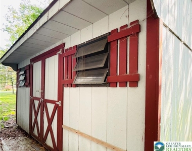 1226 Country Place Drive - Photo Thumbnail 40