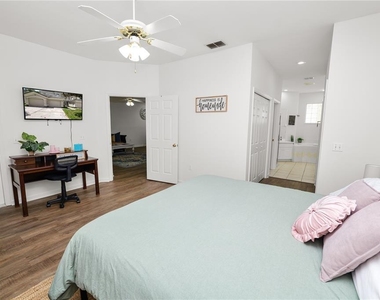 774 Grasslands Village Circle - Photo Thumbnail 18