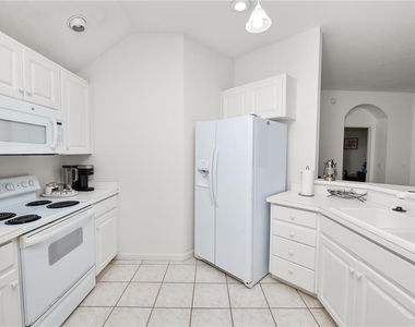 774 Grasslands Village Circle - Photo Thumbnail 11