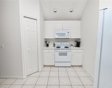 774 Grasslands Village Circle - Photo Thumbnail 12