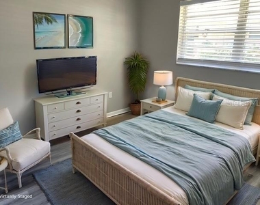 816 Lexington Street - Photo Thumbnail 3