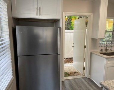 816 Lexington Street - Photo Thumbnail 13