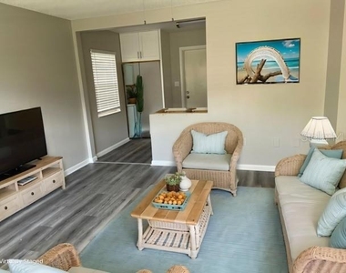 816 Lexington Street - Photo Thumbnail 1