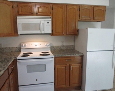1048 Sw 6th Drive - Photo Thumbnail 8