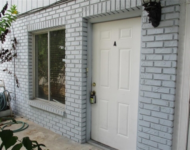 1048 Sw 6th Drive - Photo Thumbnail 1