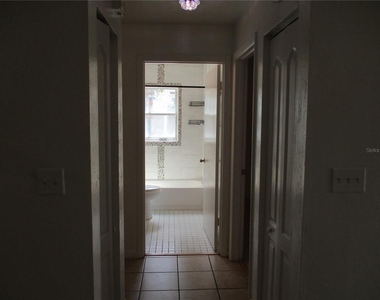 1048 Sw 6th Drive - Photo Thumbnail 10