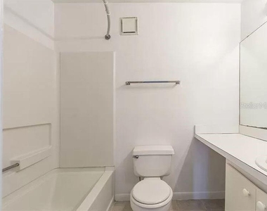 3800 Sw 20th Avenue - Photo Thumbnail 10