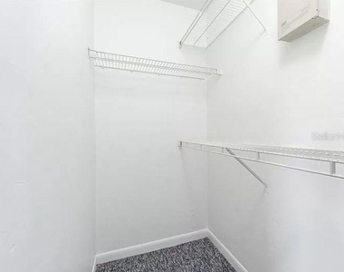 3800 Sw 20th Avenue - Photo Thumbnail 11