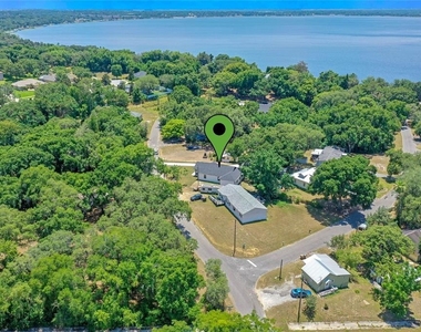 16623 Oklahoma Street - Photo Thumbnail 23