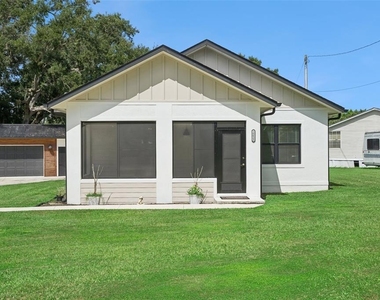 16623 Oklahoma Street - Photo Thumbnail 17