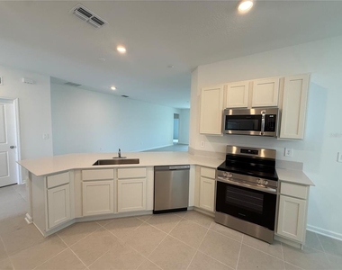 3216 Alpine Way - Photo Thumbnail 6