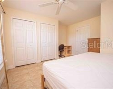 1413 Broken Oak Drive - Photo Thumbnail 12
