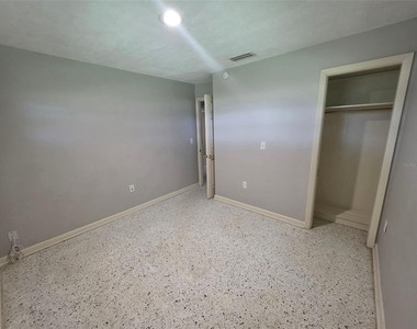 25601 Laylaine Drive - Photo Thumbnail 32