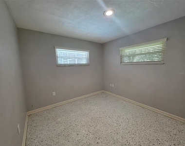 25601 Laylaine Drive - Photo Thumbnail 33