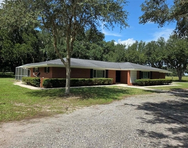 25601 Laylaine Drive - Photo Thumbnail 2