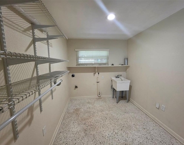 25601 Laylaine Drive - Photo Thumbnail 37
