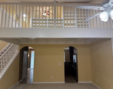 34314 Tuscany Avenue - Photo Thumbnail 3