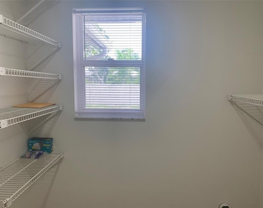 640 Harvey Street - Photo Thumbnail 6