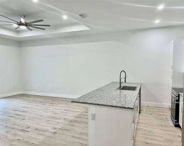 13217 Blytheville Avenue - Photo Thumbnail 12