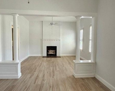 461 W Marion Avenue - Photo Thumbnail 5