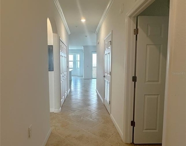 14051 Heritage Landing Boulevard - Photo Thumbnail 9