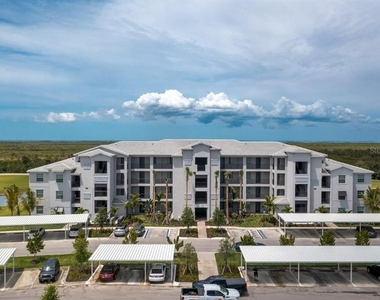 14051 Heritage Landing Boulevard - Photo Thumbnail 1