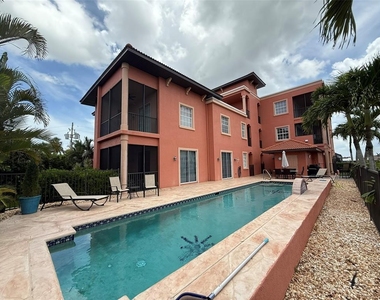 1344 Mediterranean Drive - Photo Thumbnail 29