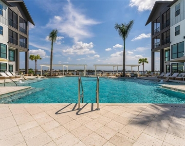 1420 Lakefront Drive - Photo Thumbnail 30