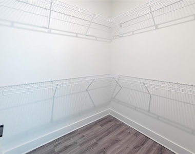 1420 Lakefront Drive - Photo Thumbnail 27