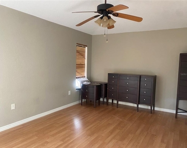 118 Byron Court - Photo Thumbnail 5