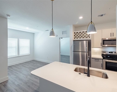 1420 Lakefront Drive - Photo Thumbnail 4