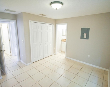 5454 Kensington Street - Photo Thumbnail 9