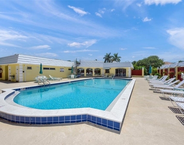 5823 Tidewood Avenue - Photo Thumbnail 38