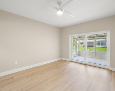 5823 Tidewood Avenue - Photo Thumbnail 14