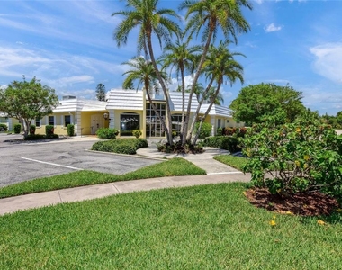5823 Tidewood Avenue - Photo Thumbnail 30
