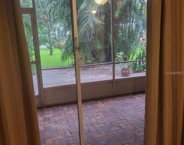 3360 S Osprey Avenue - Photo Thumbnail 7